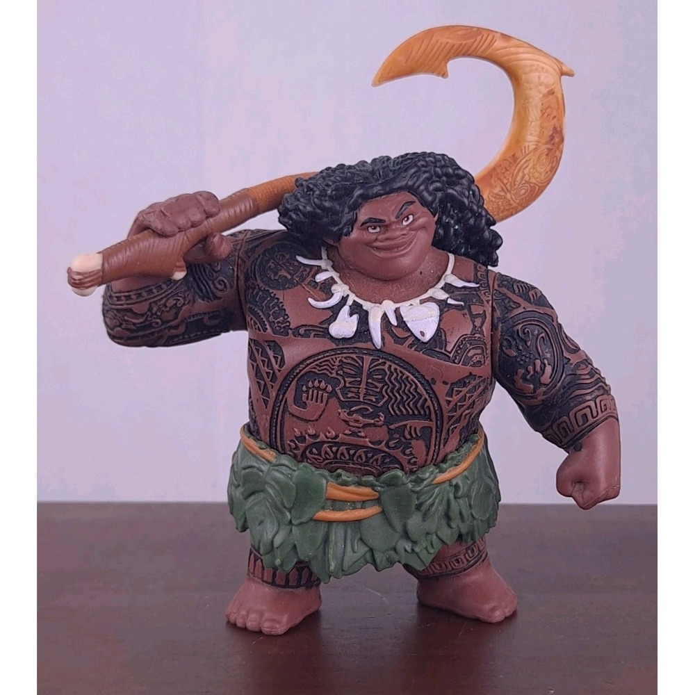 Disney Jakks Moana Maui Deluxe 4.5" Action Figure Including Hook PVC